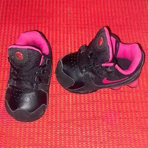 NWOT Nike Shox Black & Pink Athletic Sneakers